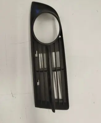 Volkswagen Touran I Front bumper lower grill 1J0853665A