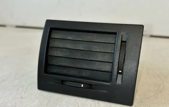 Opel Meriva A Dash center air vent grill 464652911