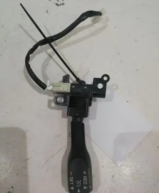 Lexus IS 220D-250-350 Steering wheel buttons/switches 18A174