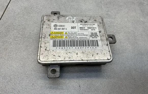 Audi Q5 SQ5 Headlight ballast module Xenon 8K0941597C