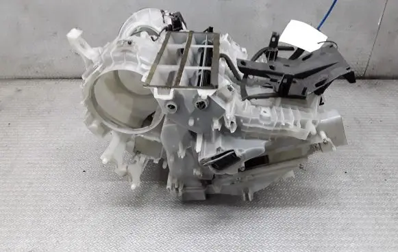 Interior heater climate box assembly