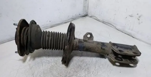 Toyota Avensis T250 Front shock absorber/damper