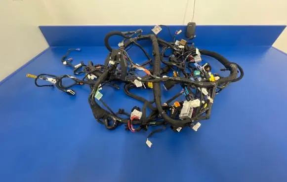 Tesla Model X Panel wiring 108243603B