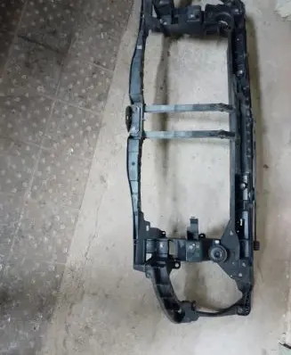 Renault Master III Radiator support slam panel