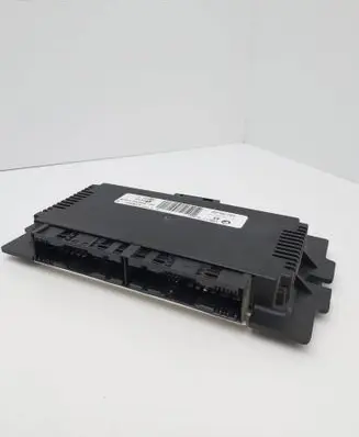 BMW X5 E70 Light module LCM 9176825 5322798L400