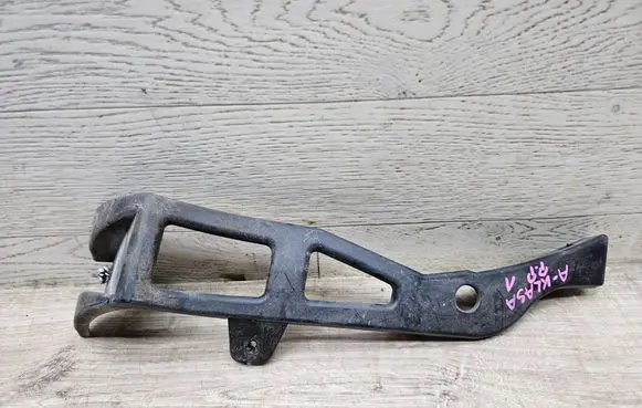 Mercedes-Benz A W176 Front bumper mounting bracket A1768850921