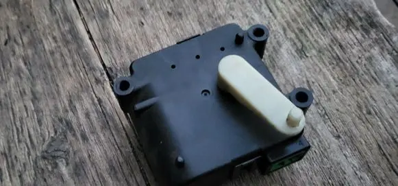 Rover 214 - 216 - 220 Air flap motor/actuator W961759L