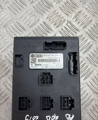 Audi A5 8T 8F Comfort/convenience module 8K0907063DH