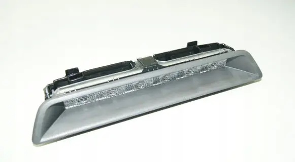 Volkswagen Jetta VI Third/center stoplight 5C6863267