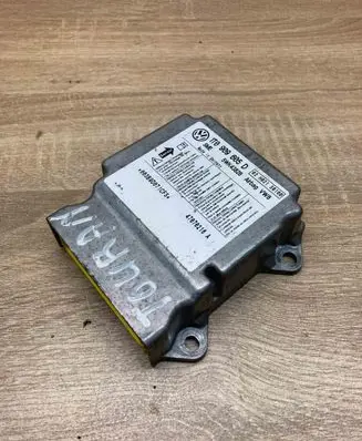 Volkswagen Touran I Alarm control unit/module 1T0909605D 5WK43828