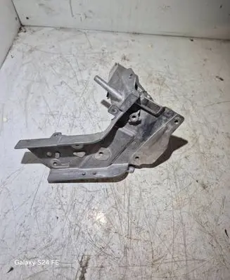 Mercedes-Benz E W213 Radiator support slam panel bracket A2536210700 7453F83
