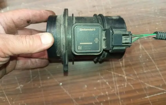 Renault Laguna III Mass air flow meter 5wk97007