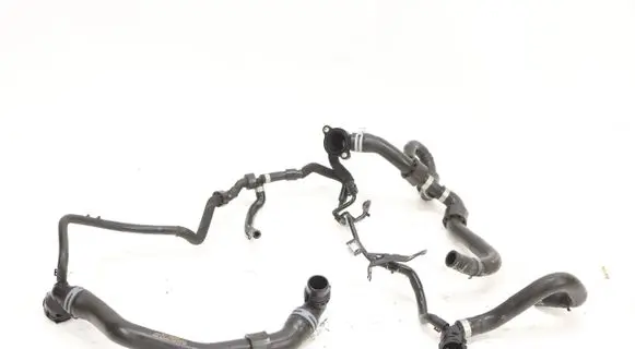 Volkswagen Tiguan Engine coolant pipe/hose 5QF122101F