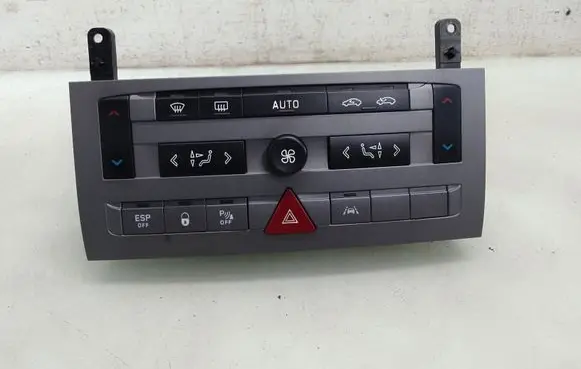 Citroen C5 Climate control unit 96573328