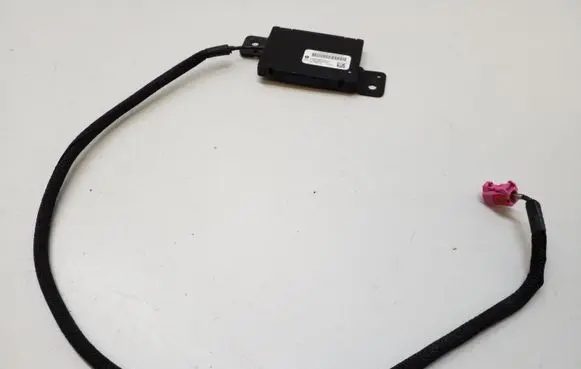 Dodge Grand Caravan Keyless (KESSY) go control unit/module 68069728AA P68069728AA