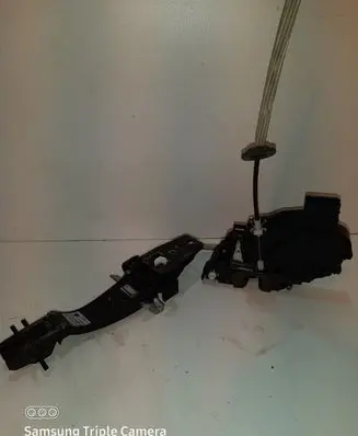 Land Rover Range Rover Sport L320 Rear door lock FQM000157