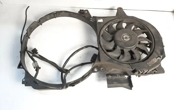 Audi A4 S4 B6 8E 8H Air conditioning (A/C) fan (condenser) 8E0971073 870686G
