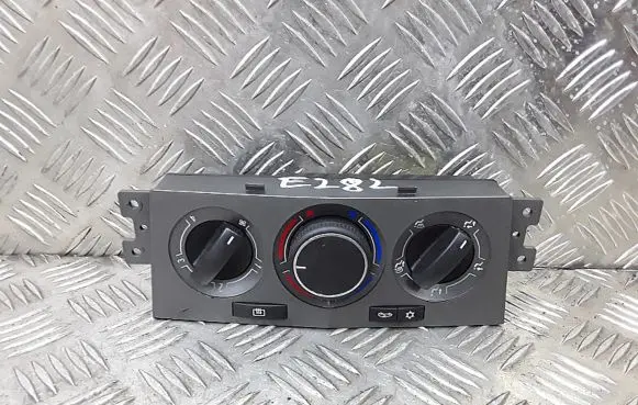 Opel Antara Climate control unit 95261985