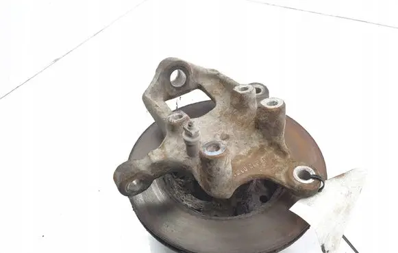 Mercedes-Benz Sprinter W901 W902 W903 W904 Front wheel hub spindle knuckle