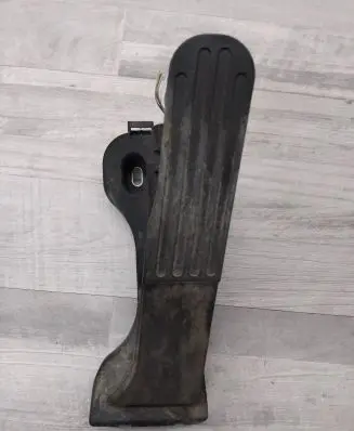Volkswagen Golf VI Accelerator throttle pedal 1K1721503T 6PV00860050
