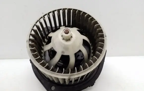 Iveco Daily 35.8 - 9 Heater fan/blower 570630200 658561J
