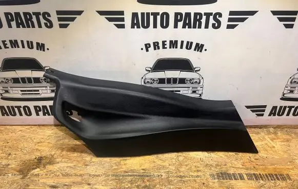 BMW X1 F48 F49 (C) pillar trim 7326836