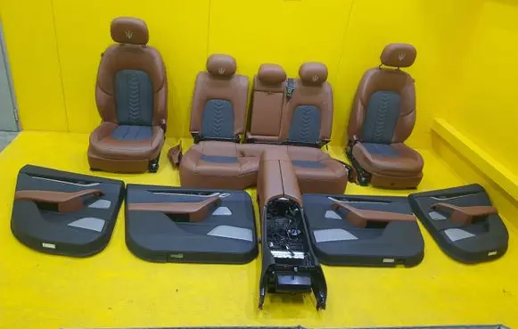 Seat set
