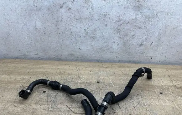 BMW 7 F01 F02 F03 F04 Engine coolant pipe/hose 8374975 6421
