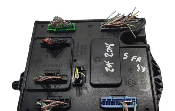 Renault Zoe Air conditioner control unit module 284B12059R