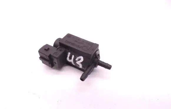 Volvo S60 Turbo solenoid valve 30611668