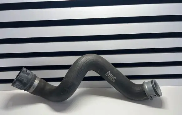 Mercedes-Benz ML W166 Engine coolant pipe/hose A1665000575