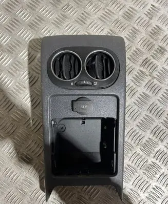 Volkswagen Golf Plus Other center console (tunnel) element 5M0863289A 5M0819203F 5M0862533C