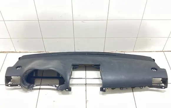 Toyota Avensis T250 Dashboard 5531105070 5530205010 5545105090