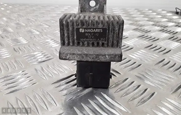 Renault Trafic II (X83) Glow plug pre-heat relay 9640469680