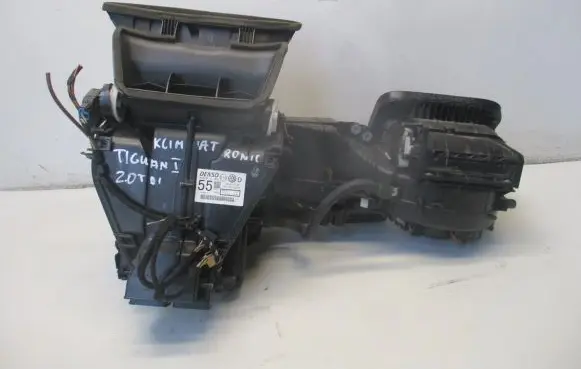 Volkswagen Tiguan Interior heater climate box assembly 
