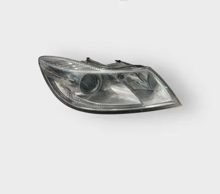 Skoda Octavia Mk2 (1Z) Headlight/headlamp 1Z1941016F 1EL24705202 24705202000621