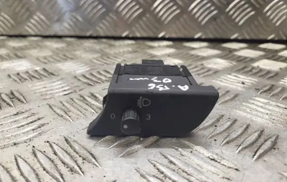 Audi A4 S4 B6 8E 8H Headlight level height control switch 8E1919094