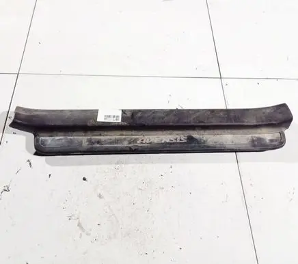 Toyota Avensis T250 Front sill trim cover 6791305040 67913-05040