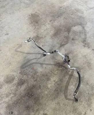 Air conditioning (A/C) pipe/hose