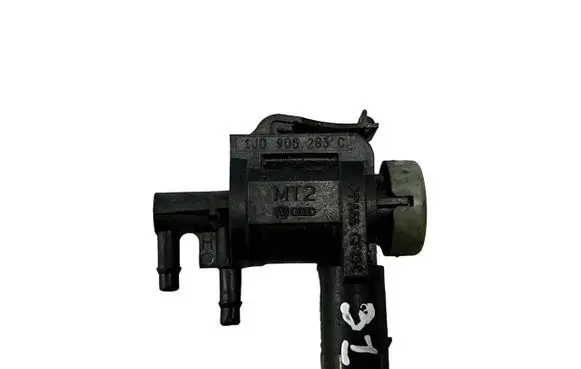 Skoda Superb B5 (3U) Turbo solenoid valve 1J0906283C