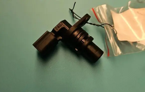Mazda 6 Camshaft position sensor 6M8G-12K073 IMPRK1309213