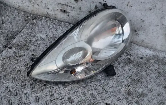 Citroen C1 Headlight/headlamp 811100H100 89092917
