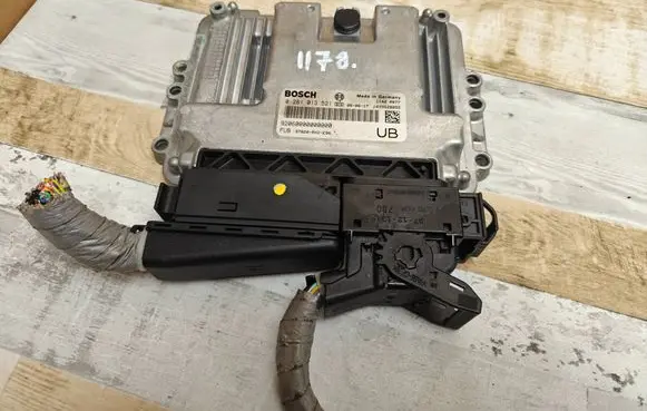 Honda FR-V Engine control unit/module 0281013521 1039S28655 37820RH2E06