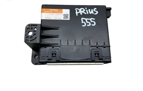 Toyota Prius (XW30) Other control units/modules 8865047320 1778001632