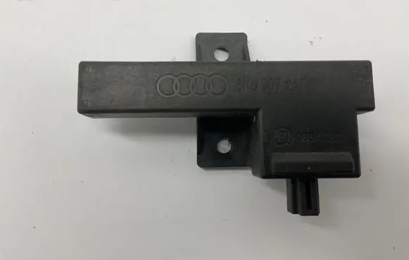 Audi A6 S6 C7 4G Keyless (KESSY) go control unit/module 8K0907247 33542221
