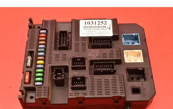 Citroen C4 Grand Picasso Fuse box set 9659285680