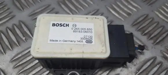 Toyota Auris 150 ESP acceleration yaw rate sensor 0265005650 89183-06010