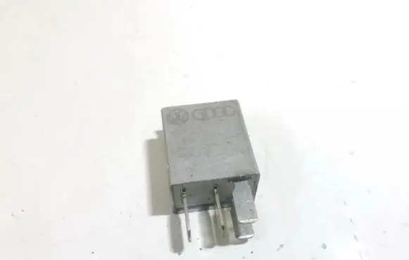 Volkswagen Golf V Other relay 1k0951253