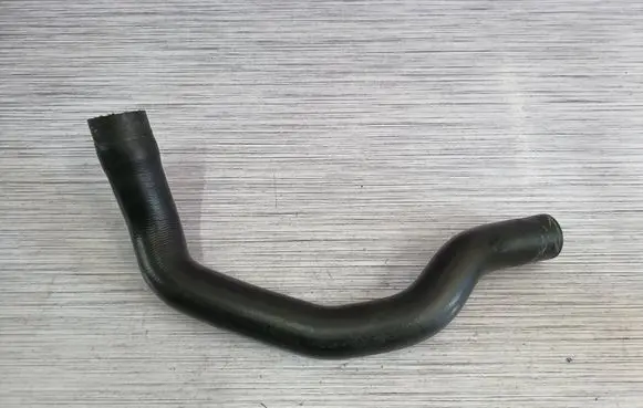 Mini One - Cooper Cabrio R52 Engine coolant pipe/hose 1475574 17121475574
