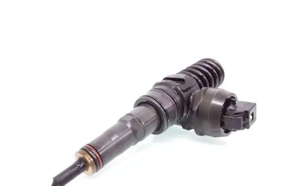 Volkswagen Eos Fuel injector 038130073BQ 0414720312 011
